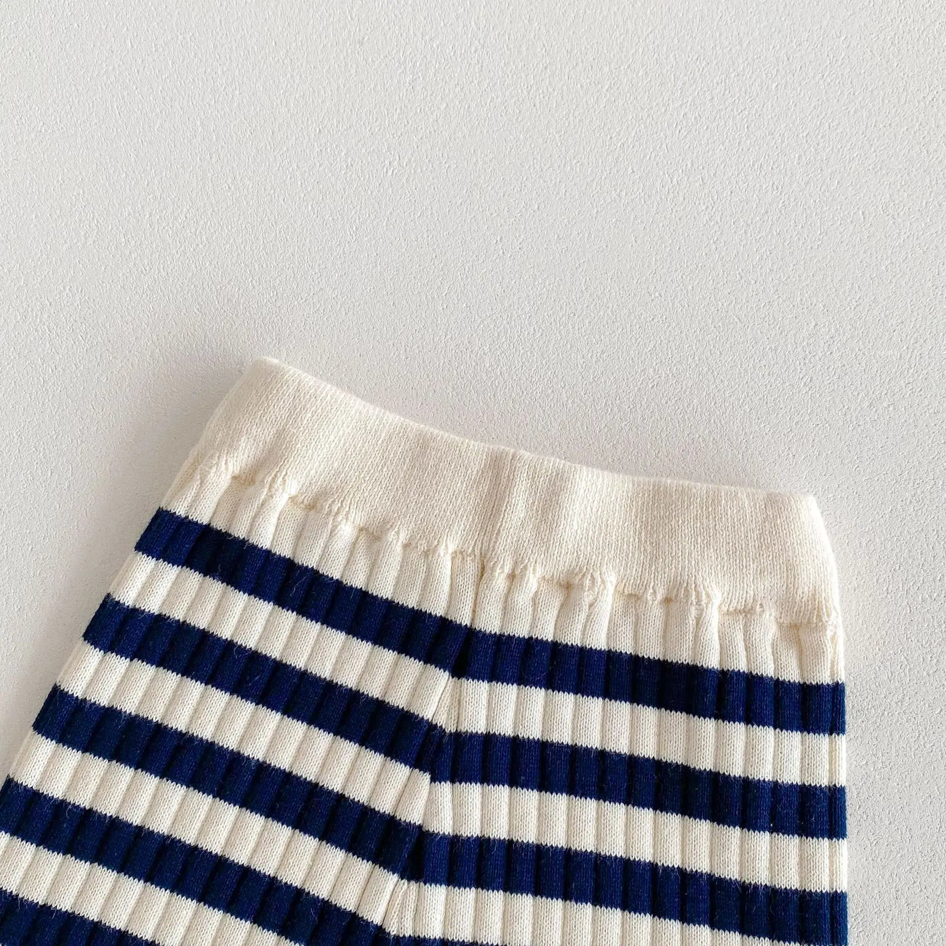 חליפת פסים- טלי