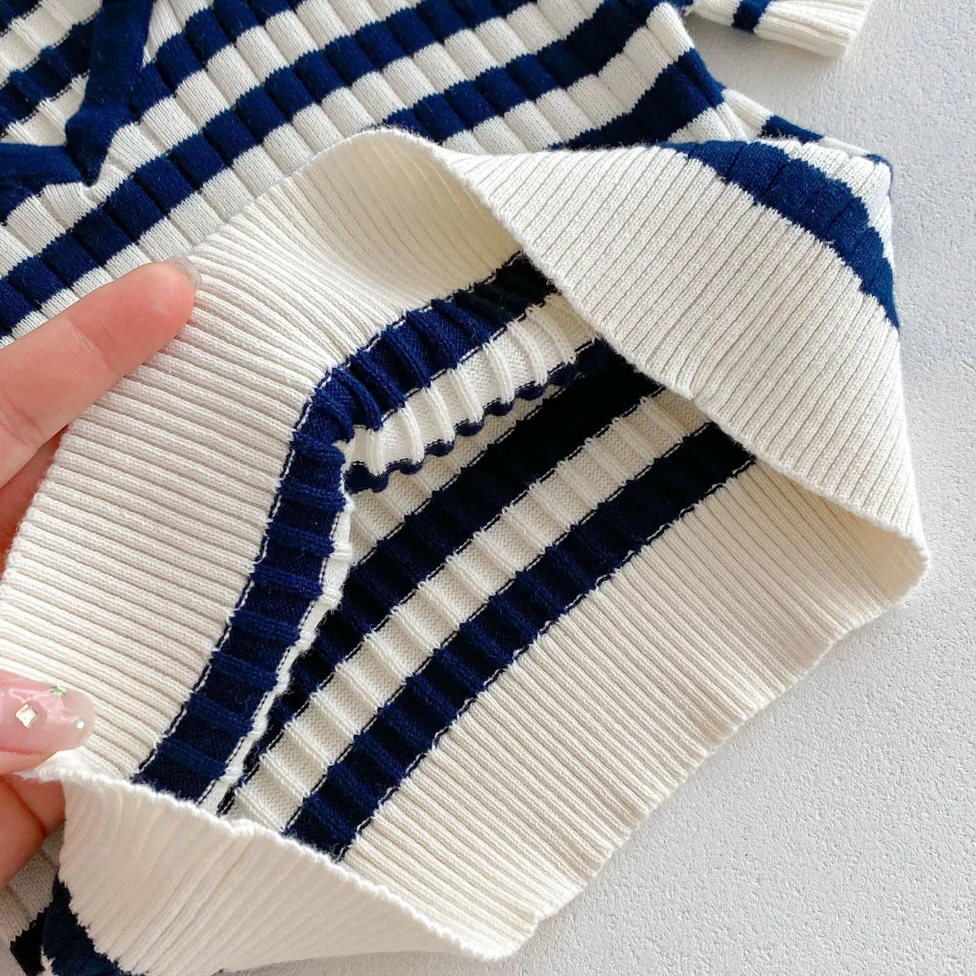 חליפת פסים- טלי