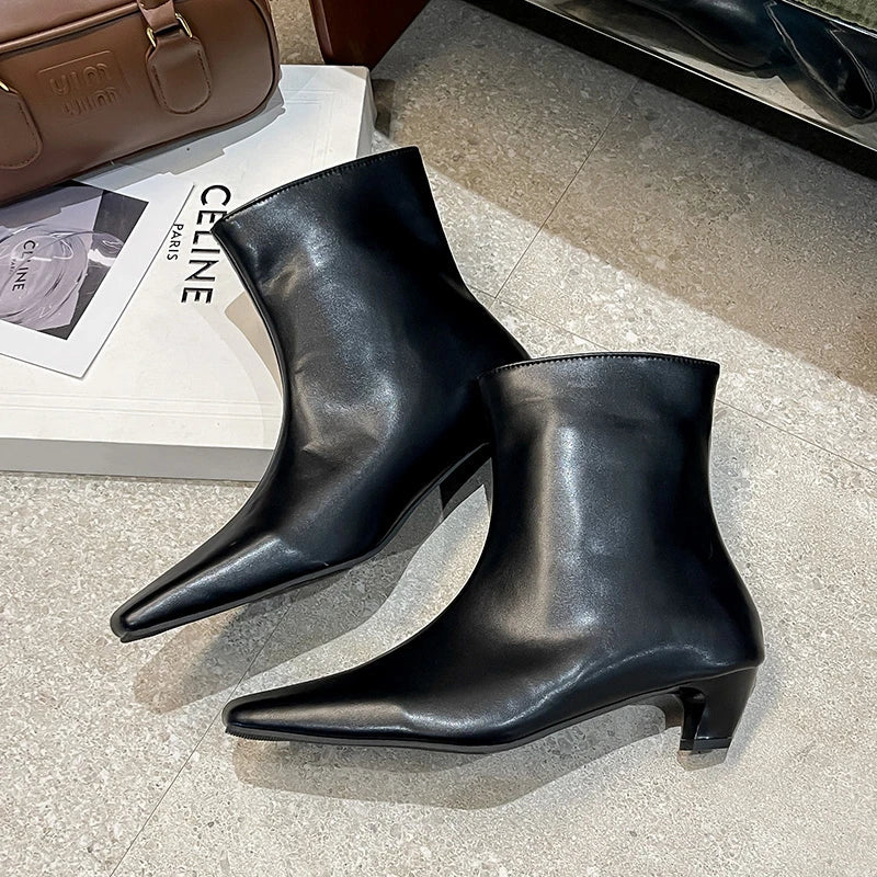 מגפיים דגם אלה