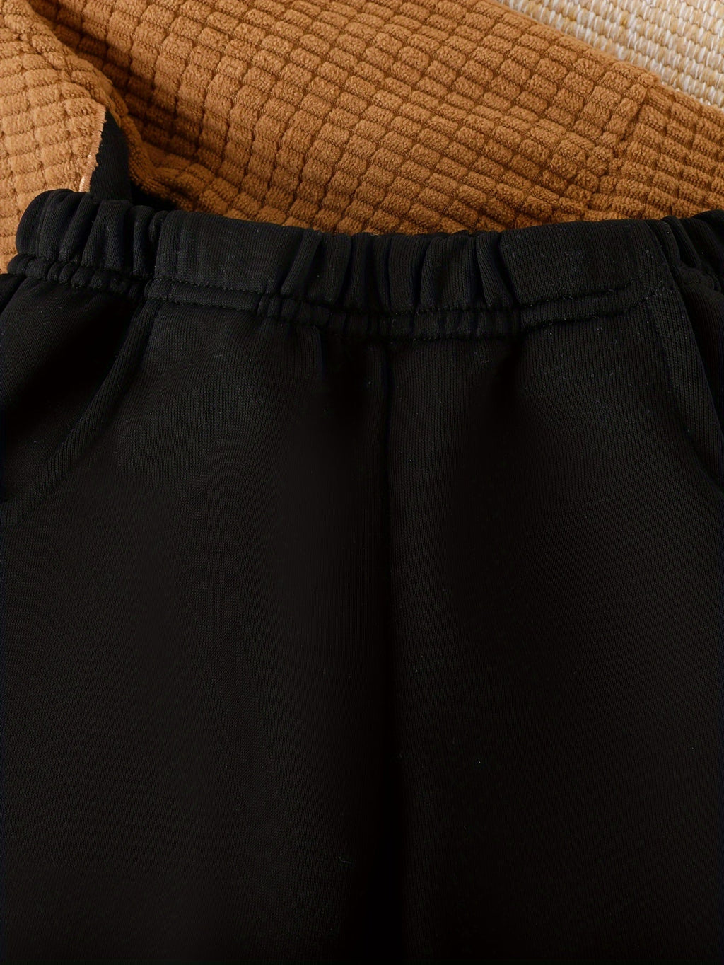 חליפה מהממת רקמת דובי חמוד דגם אלי